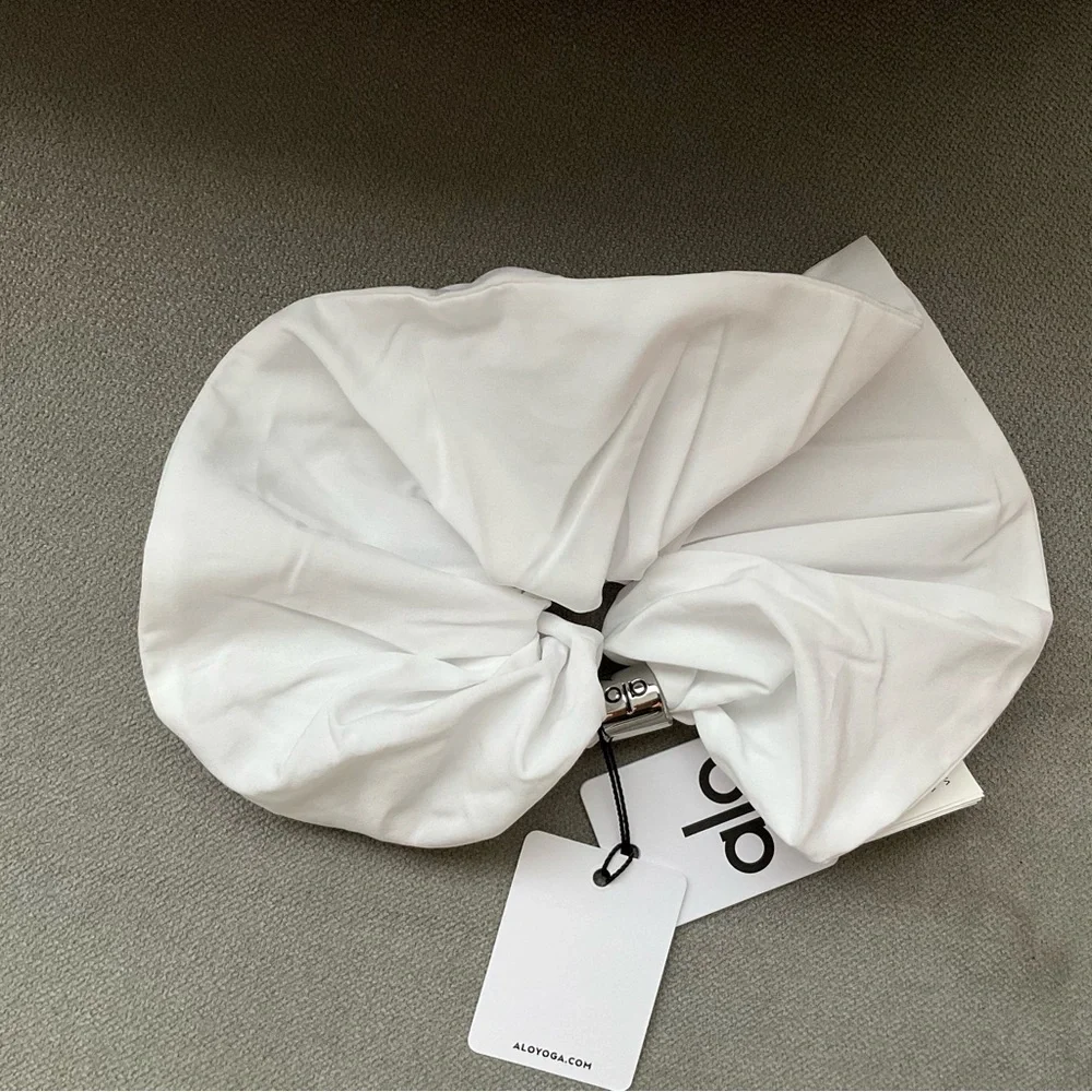 Alo Yoga Bead It Oversized Scrunchie White